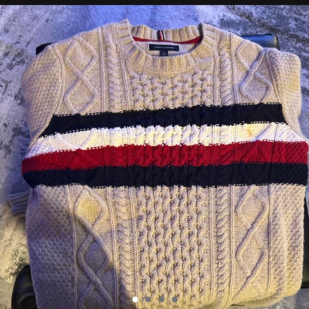 Tommy  Hilfiger